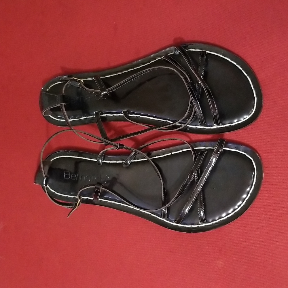 BERNARDO SANDALS - Picture 2 of 8